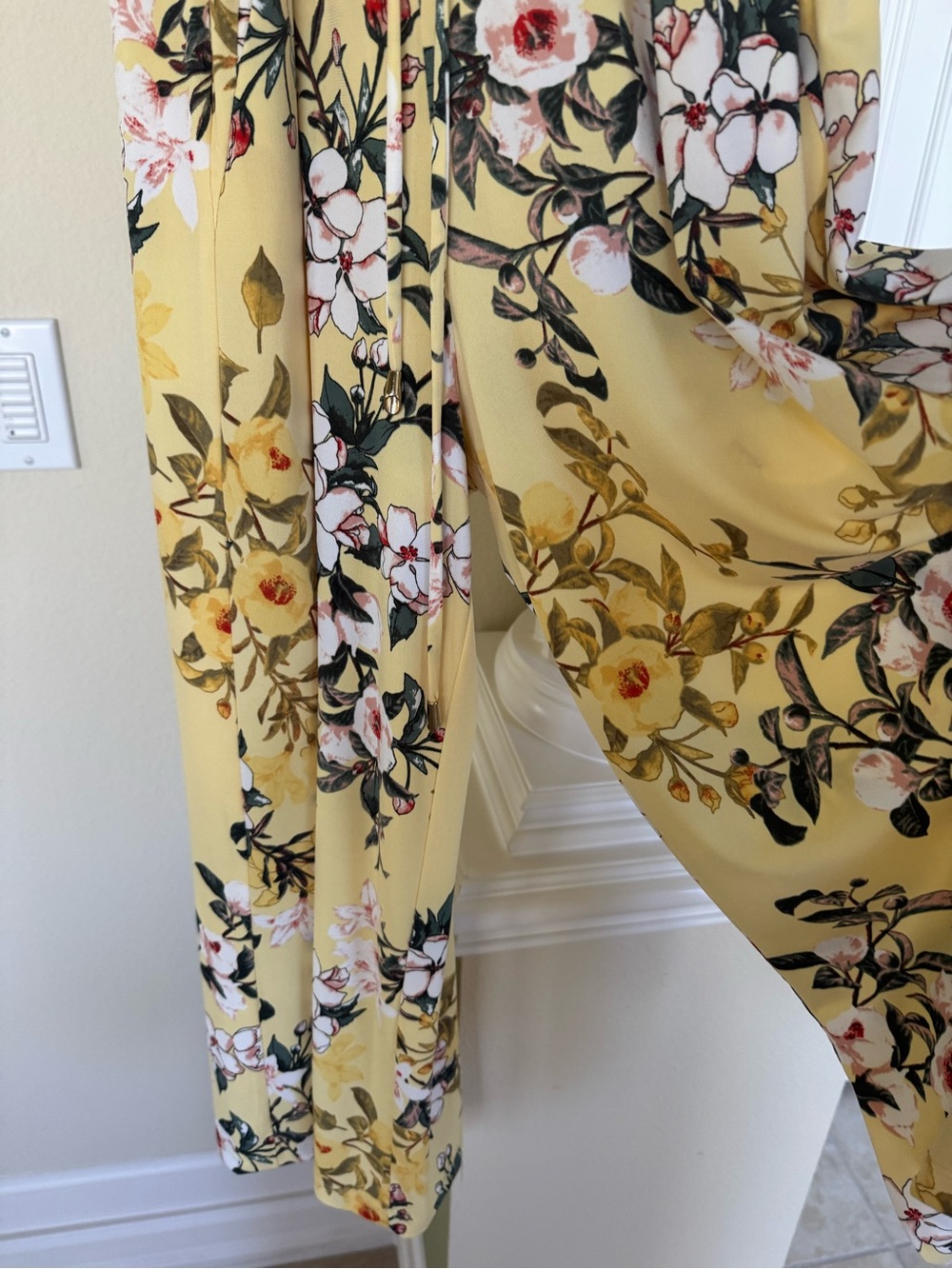 London Times Yellow Floral Sleeveless Jumpsuit - Picture 2 of 5